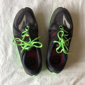 Brooks pure connect running shoes
